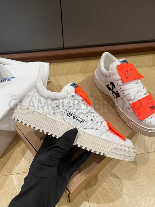 3.0 OFF COURT LOW UNISEX SNEAKERS