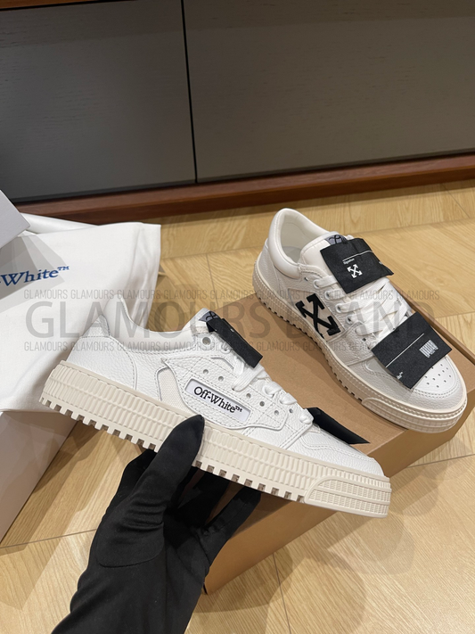 3.0 OFF COURT LOW UNISEX SNEAKERS