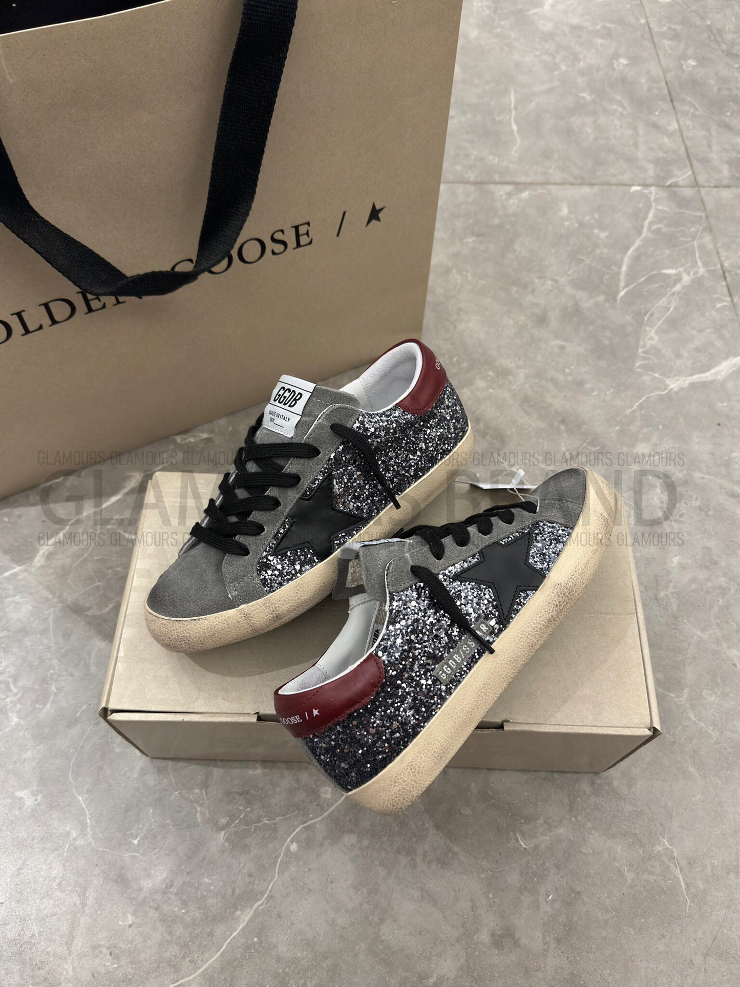 SUPERSTAR WOMEN'S SNEAKERS