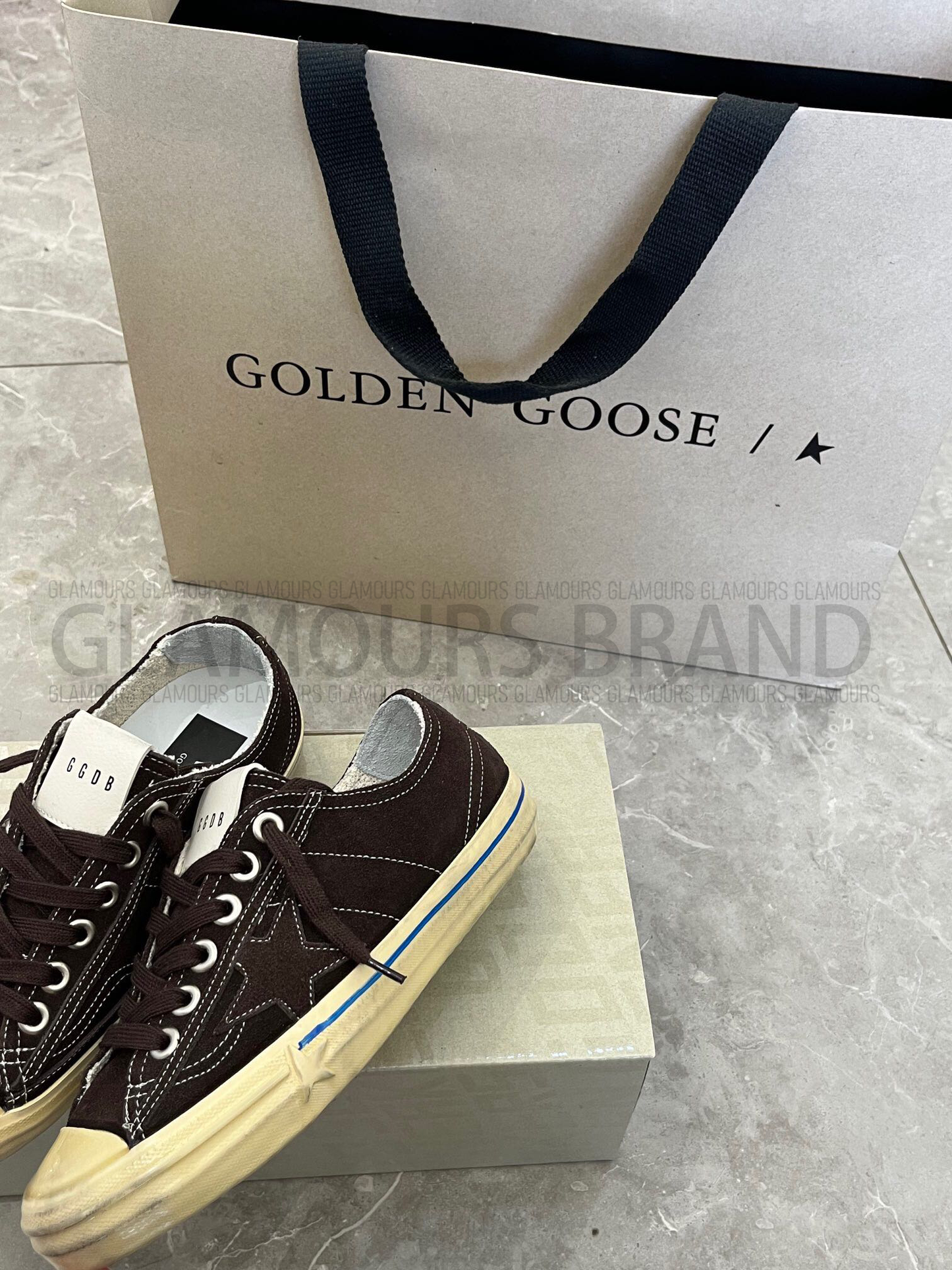 V-STAR UNISEX SNEAKERS