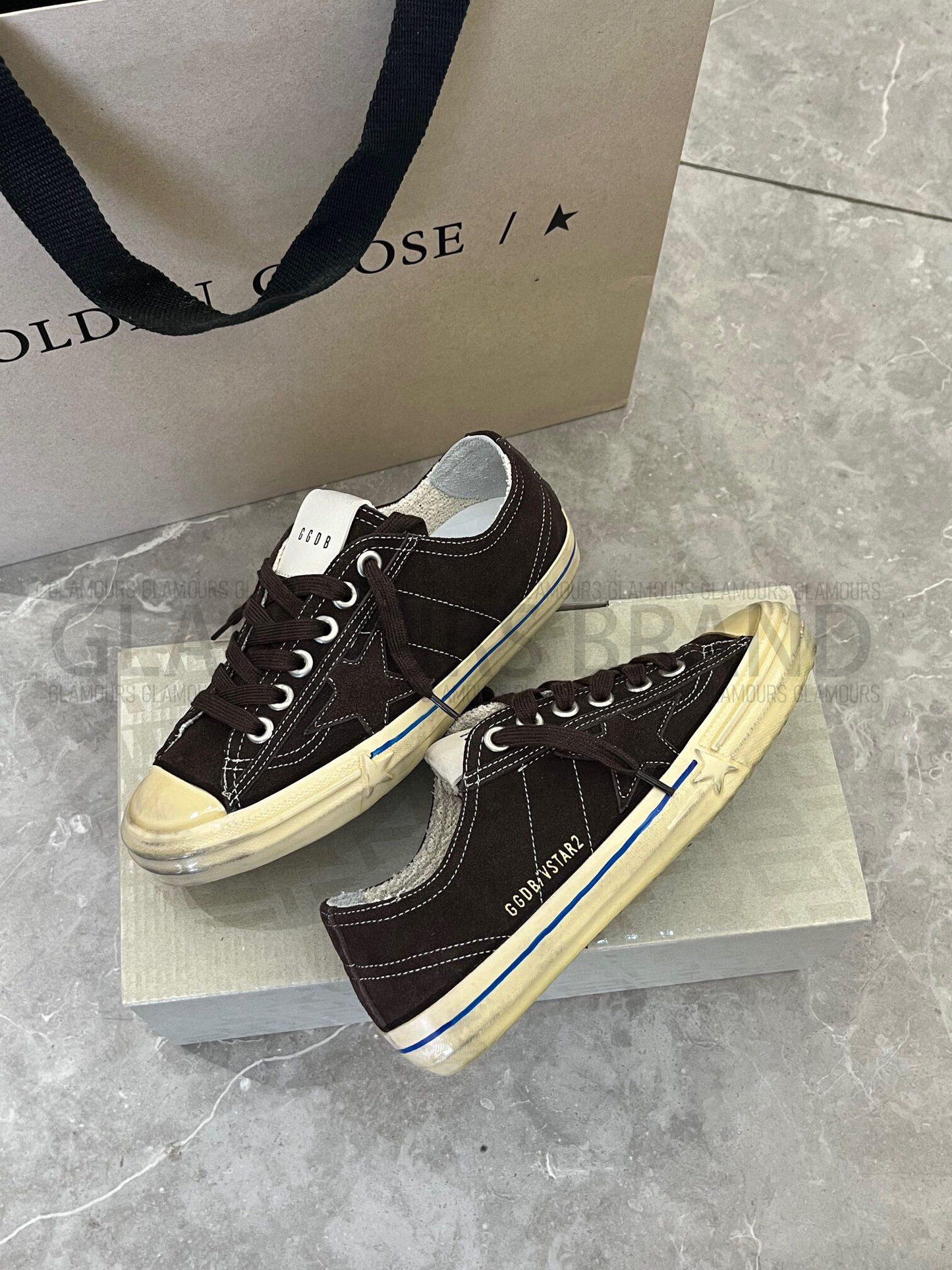 V-STAR UNISEX SNEAKERS