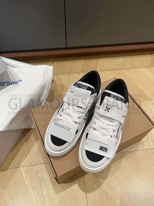 3.0 OFF COURT LOW UNISEX SNEAKERS