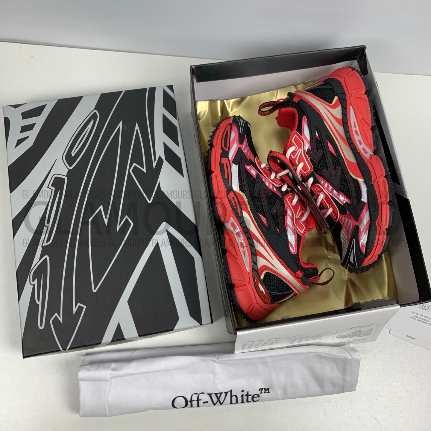 BE RIGHT BACK UNISEX SNEAKERS