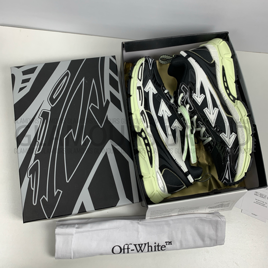 BE RIGHT BACK UNISEX SNEAKERS