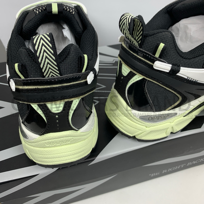 BE RIGHT BACK UNISEX SNEAKERS