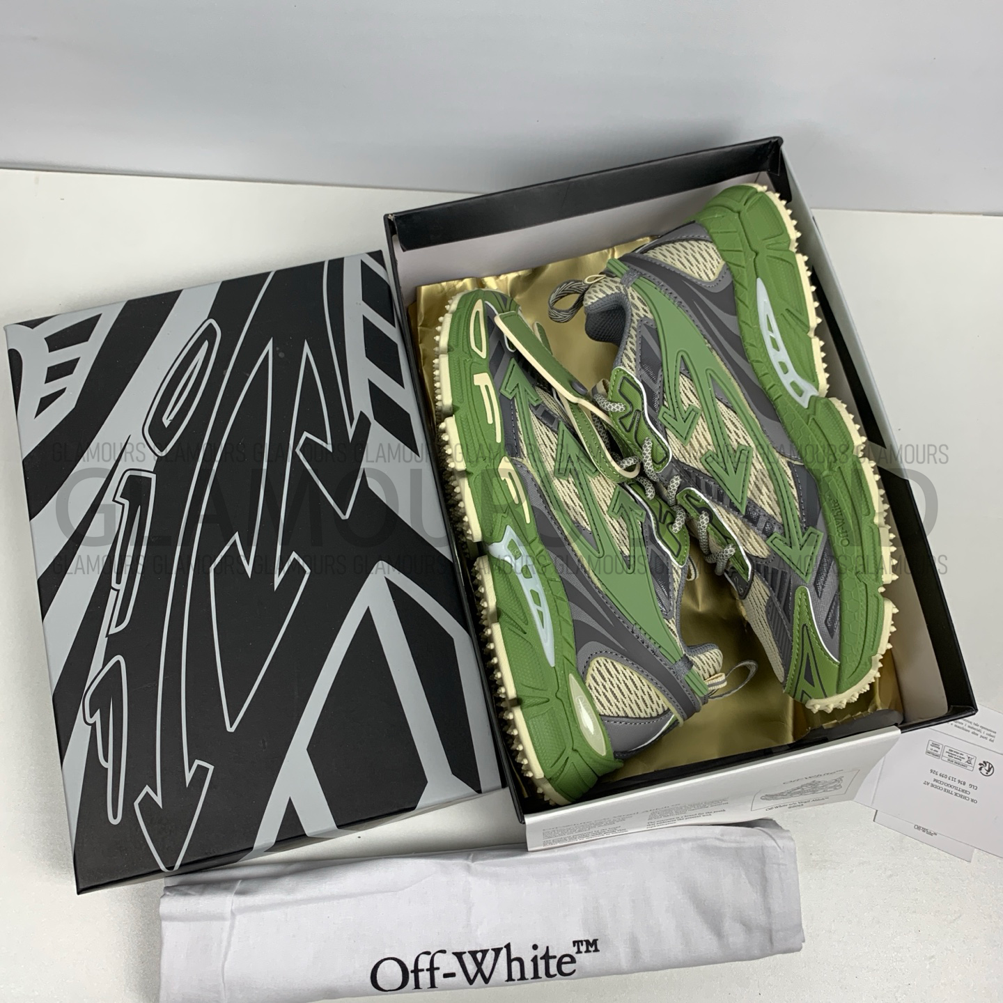 BE RIGHT BACK UNISEX SNEAKERS