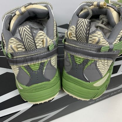 BE RIGHT BACK UNISEX SNEAKERS