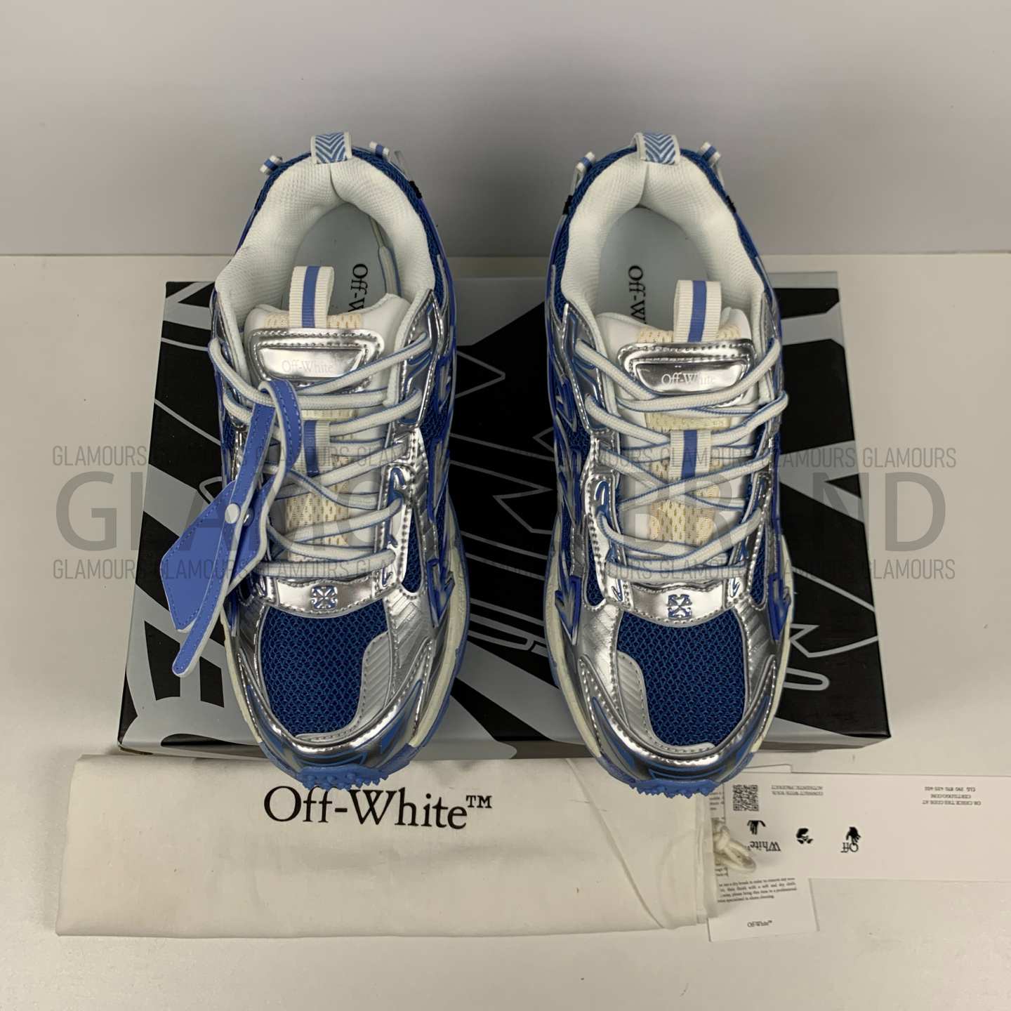 BE RIGHT BACK UNISEX SNEAKERS