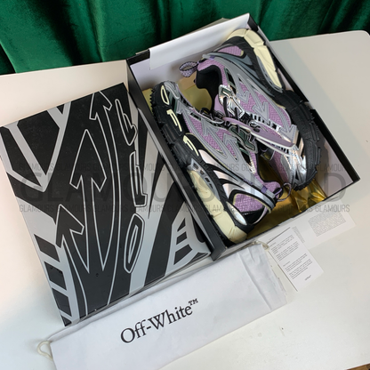 BE RIGHT BACK UNISEX SNEAKERS