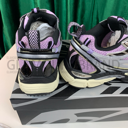 BE RIGHT BACK UNISEX SNEAKERS