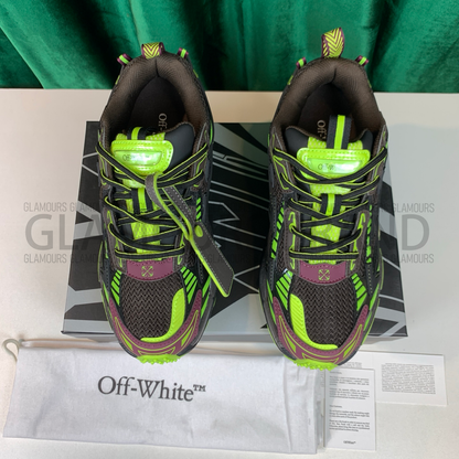 BE RIGHT BACK UNISEX SNEAKERS