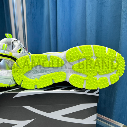 BE RIGHT BACK UNISEX SNEAKERS