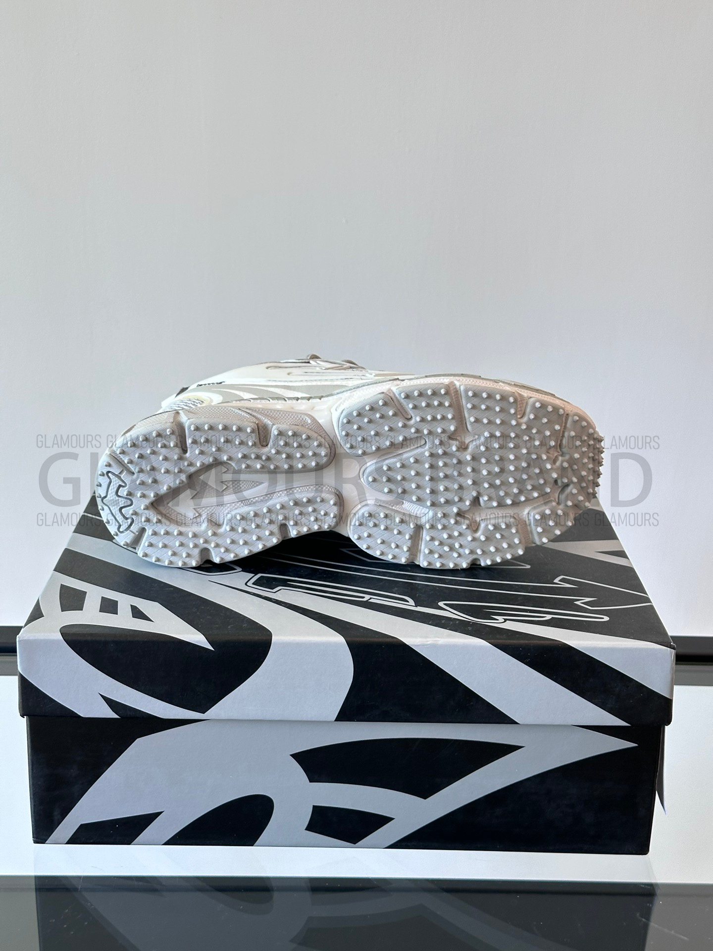 RIGHT BACK UNISEX SNEAKERS