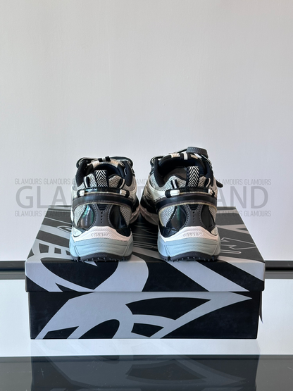 RIGHT BACK UNISEX SNEAKERS